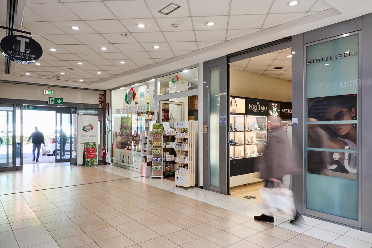 Centro Commerciale Il Mirto